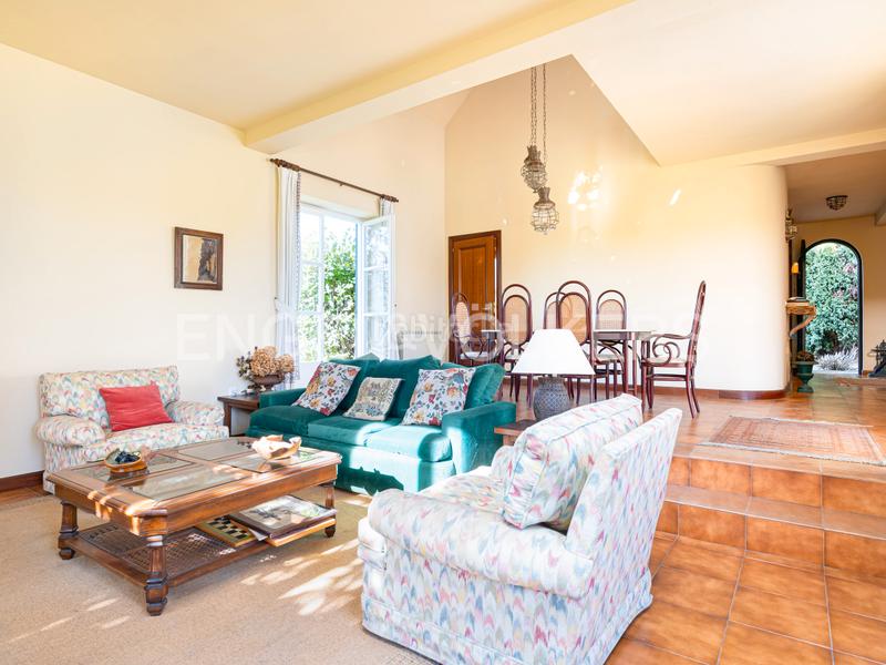 Foto 31e8957a-b111-45e4-b859-d30dd186d2cb. Casa magnífica propiedad en pruvia en Llanera