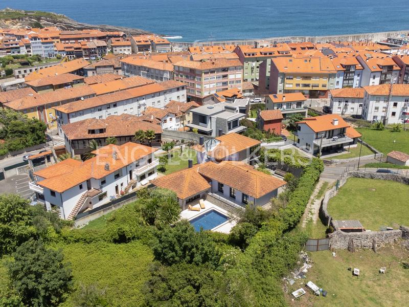 Foto 2e40a251-57f9-4866-b313-0908d83e3793. House with heating parking pool in Llanes pueblo Llanes