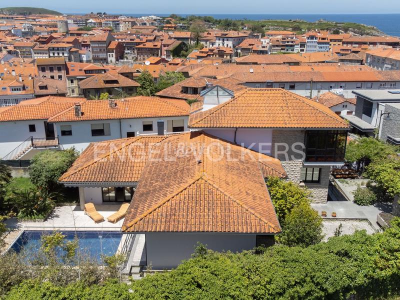 Foto 9a7e7eb0-d047-416f-bc1e-52bd57f27c7f. House with heating parking pool in Llanes pueblo Llanes