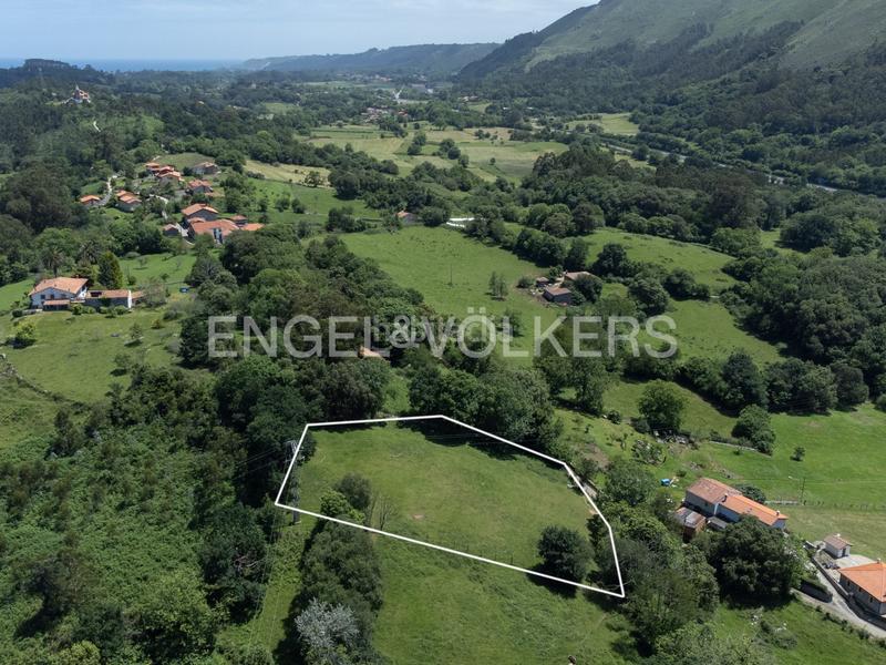 Foto 00094d44-8a47-4f38-95d3-b1221df86314. Wohngrundstück in Pría-Nueva-Hontoria-Naves Llanes