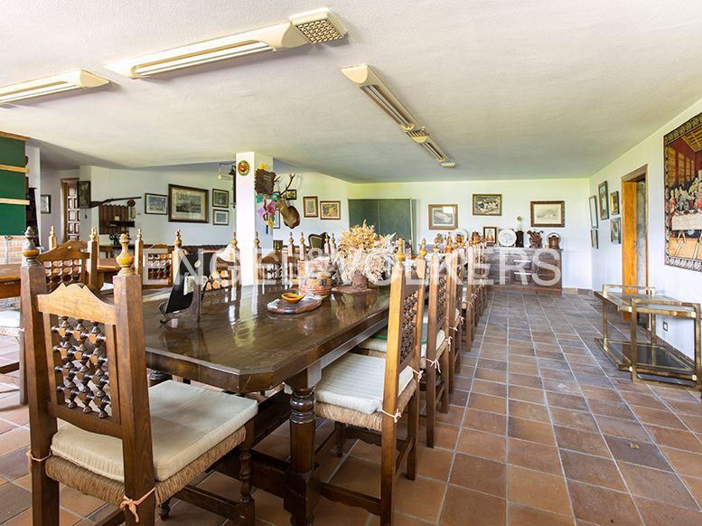 Foto 0b30a575-d5f1-4b0e-b7e8-9c27626649df. Casa amb calefacció aparcament a Olivares Oviedo