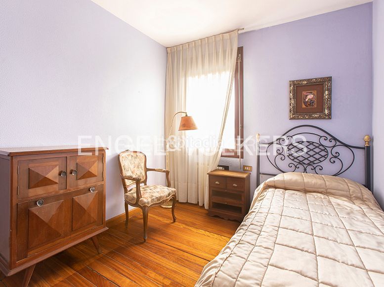 Foto 23d063c7-f7f0-4196-9c7e-fa7f09f8e728. Casa amb calefacció aparcament a Olivares Oviedo