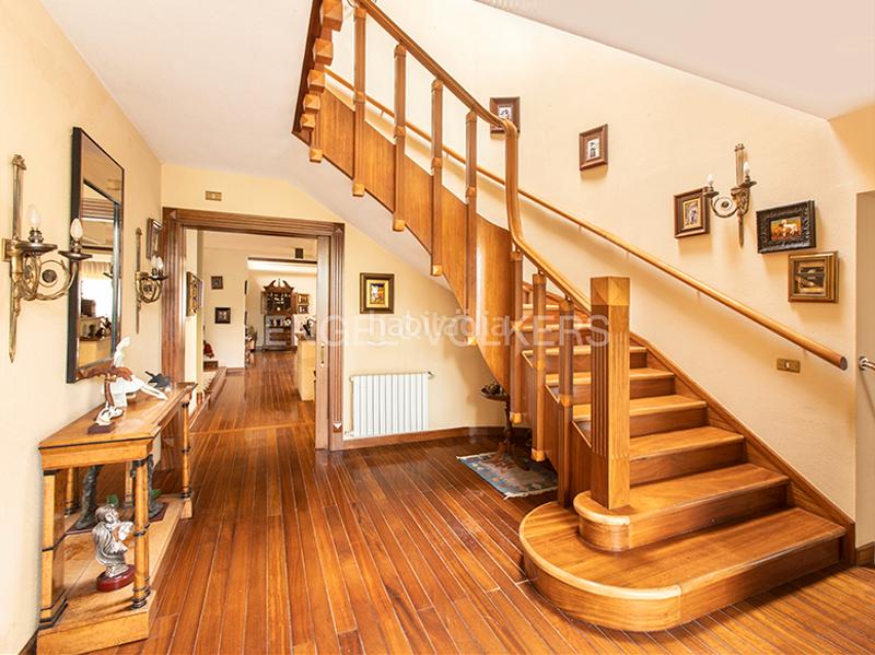 Foto 3761bb1d-adbd-45bf-96c4-e819f5170265. Casa con riscaldamento parcheggio in Olivares Oviedo