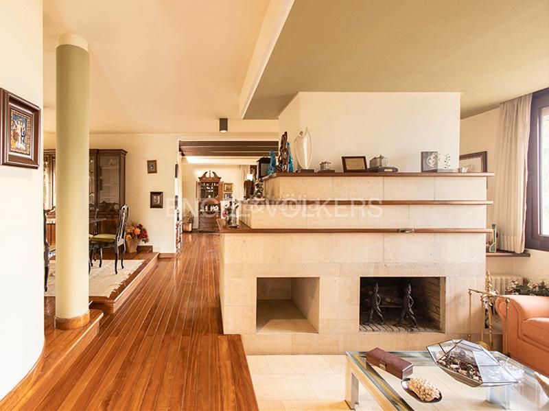 Foto 430f9a15-db57-48c0-96ea-2943e674e5a3. Casa con riscaldamento parcheggio in Olivares Oviedo