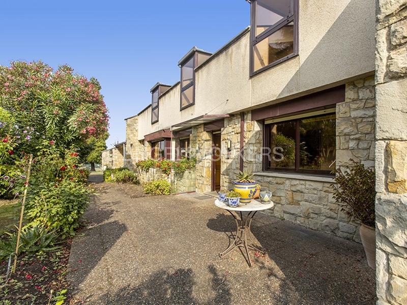 Foto 681b42ec-2b8f-42e5-9c7a-851bbf397e15. Casa con riscaldamento parcheggio in Olivares Oviedo