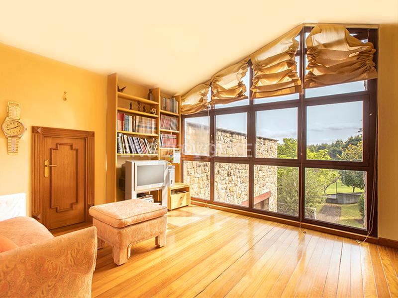 Foto 88a3d8d6-a5a9-4513-9492-31f6f03c7d8f. Casa con riscaldamento parcheggio in Olivares Oviedo