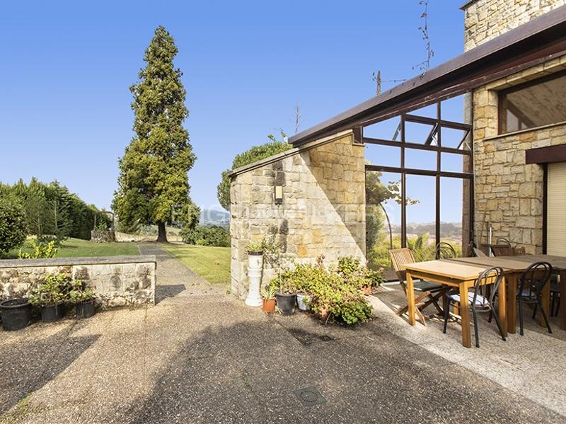 Foto a748afc6-037e-4d5e-847f-88b02a3dfe4a. Casa con riscaldamento parcheggio in Olivares Oviedo