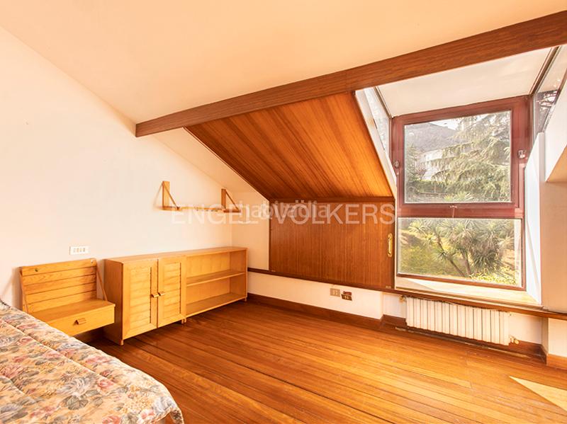 Foto d1a7d201-0adb-48c0-bc51-f6e644e20a36. Casa con riscaldamento parcheggio in Olivares Oviedo