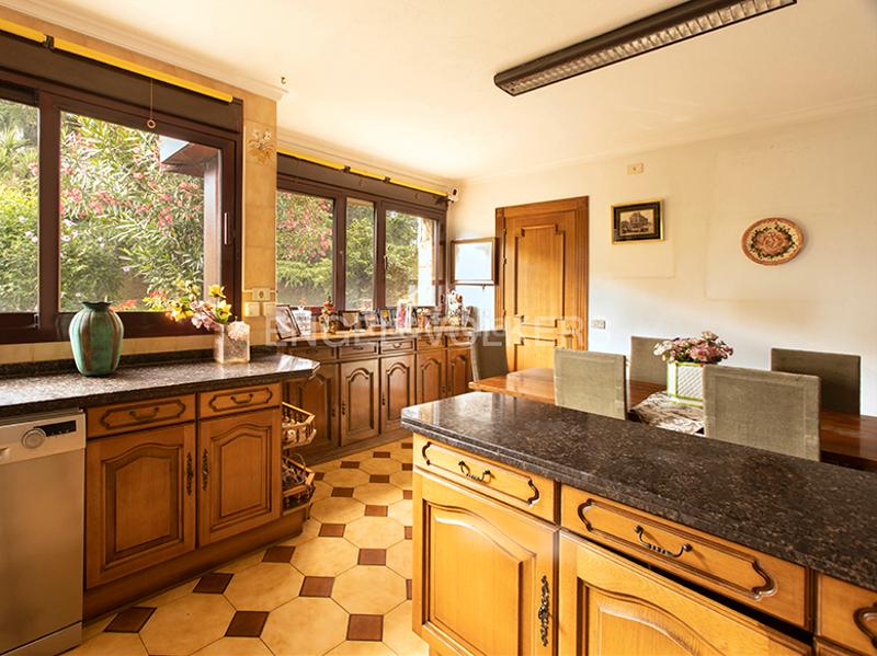 Foto dda58dcb-4287-479f-a69e-0066c1450b47. Casa con riscaldamento parcheggio in Olivares Oviedo