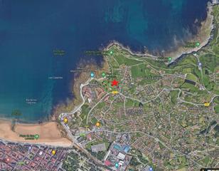 Maison à Somió. Único, villa en primera línea con vistas a la playa de san loren