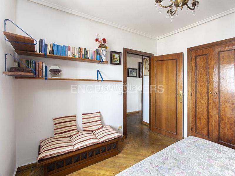Foto 39b06ab4-fcf0-44a4-8ecc-fd43fa4e710b. Apartamento luminoso piso con vistas al mar en Centro Gijón