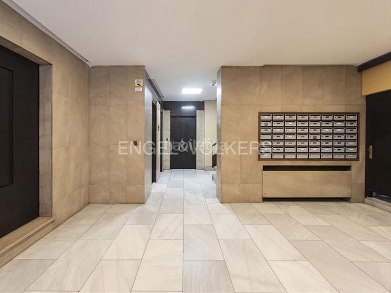 Foto 5781ac99-b05a-436e-b03f-74b2c44b0b98. Apartamento luminoso piso con vistas al mar en Centro Gijón