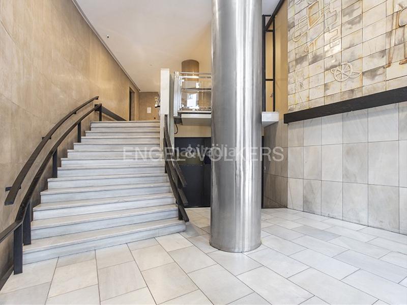 Foto ca580630-6f90-4fe6-8f80-1358a6f0d766. Apartamento luminoso piso con vistas al mar en Centro Gijón