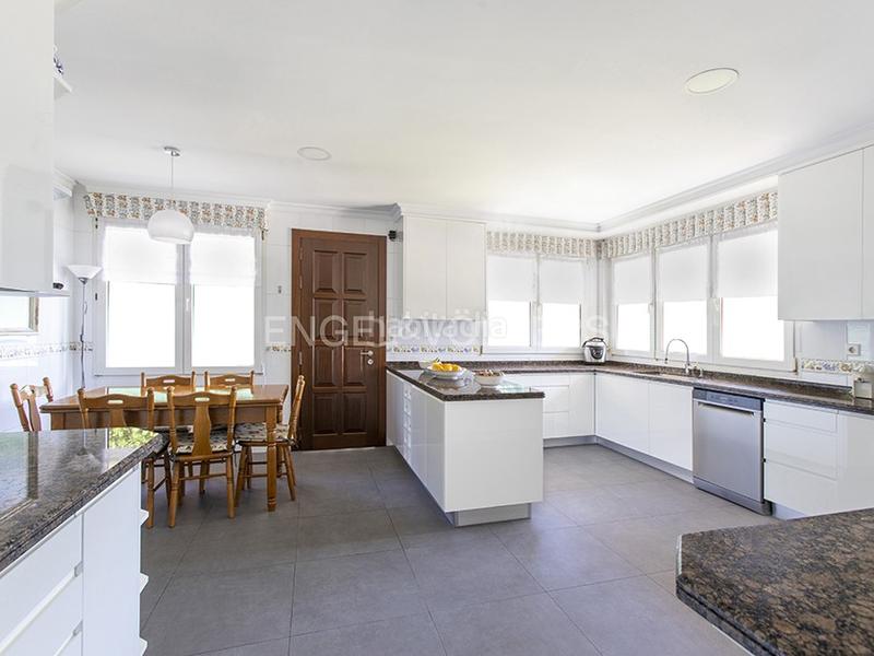 Foto 59ebbc10-8056-4a9f-afbe-4b7a81f8a3b5. Maison avec chauffage parking dans Somió Gijón