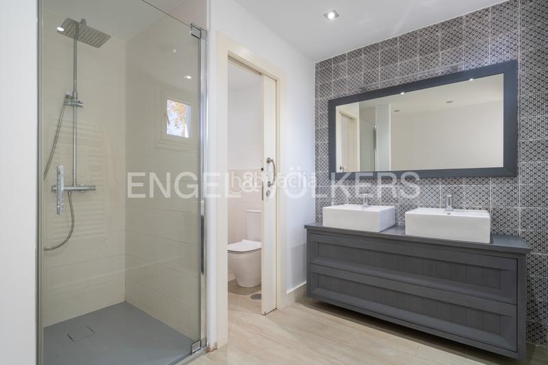 Foto 53cfe199-5ded-437b-91bd-4b438b87c8d8. Casa amb calefacció aparcament piscina a Viella-Granda-Meres Siero