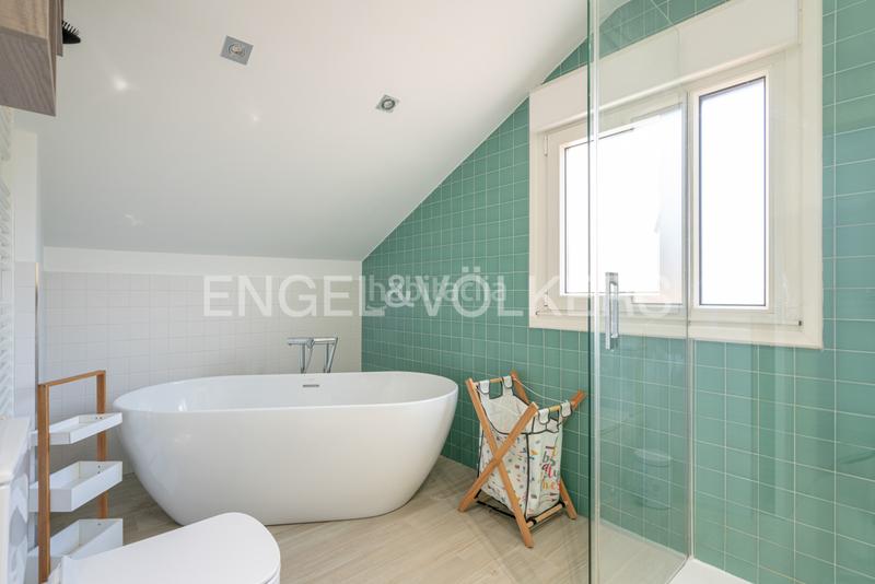 Foto 68990200-7b98-4e4b-8e55-8ab0d6ff450d. Casa amb calefacció aparcament piscina a Viella-Granda-Meres Siero