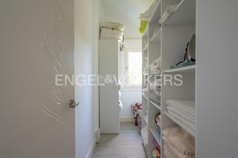 Foto f9cbb6f0-9da9-445c-935a-0f5b3e150d40. Casa amb calefacció aparcament piscina a Viella-Granda-Meres Siero