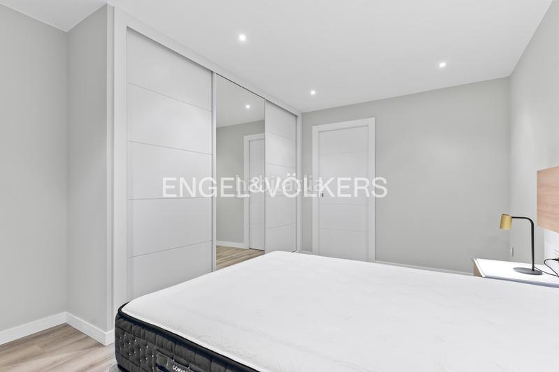 Foto 174242dc-1350-46ec-bfc0-1f220d08a200. Apartament amb calefacció a Centro Gijón