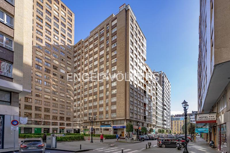 Foto 3d40c08b-139f-4fc3-9bac-fc763f43d9f0. Apartament amb calefacció a Centro Gijón