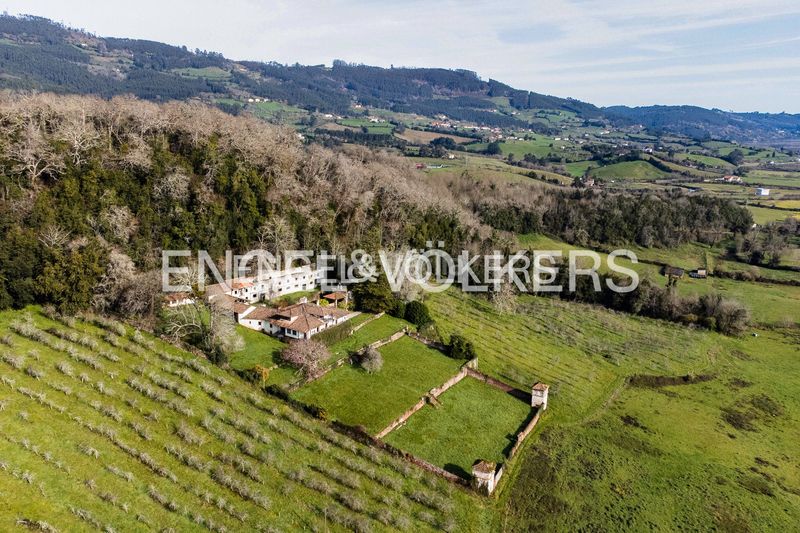 Foto 83b66b7d-57b7-4ebd-8d6d-aaf58cee1446. Casa amb calefacció a San Justo - Bedriñana Villaviciosa