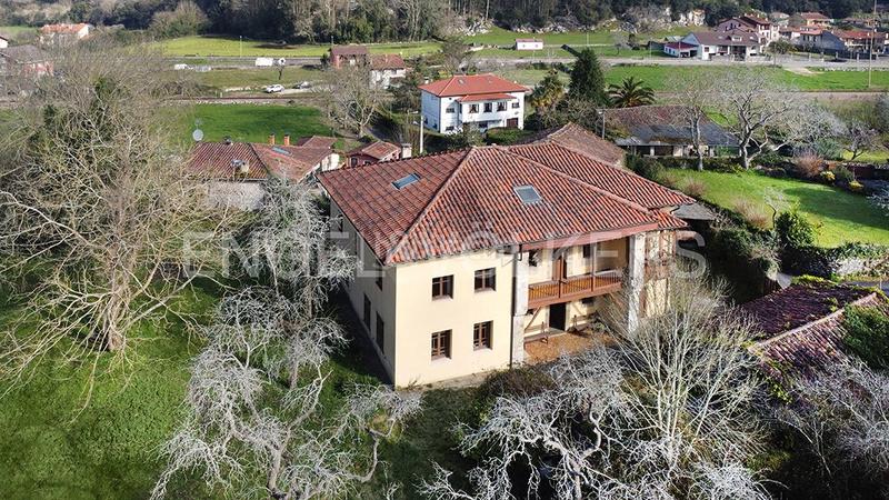 Foto 6282613f-6d23-4817-ba59-591ee4b87558. Casa amb calefacció aparcament a Posada-Barro Llanes