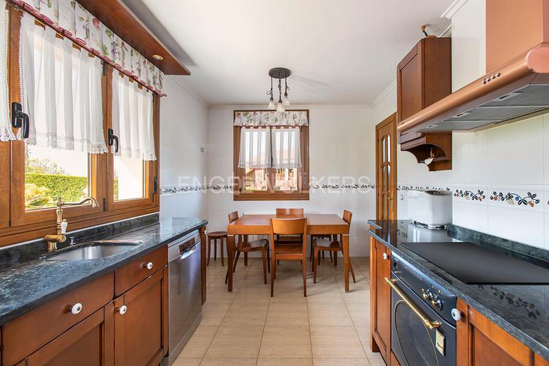 Foto af6ff477-f6d4-43cd-bb71-fbef966dbde1. Casa acogedora vivienda en un oasis de paz en La Pedrera Gijón