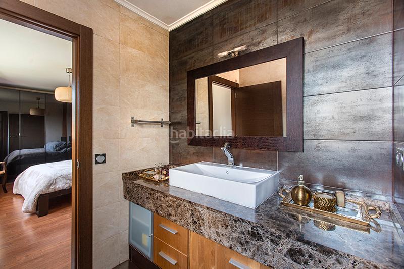 Foto 5fd303d5-f9e6-497c-accb-7b6a4387d3c3. Casa  de diseño en castiello de Bernueces, en Gijón