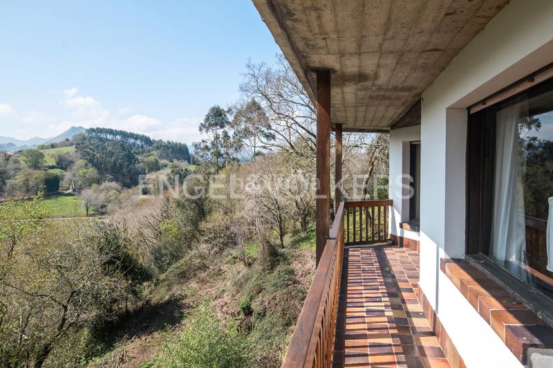 Foto a8ec8aea-ab4d-4ac6-92ba-3690fea9f7e1. Masia amb calefacció aparcament piscina a Ribadesella