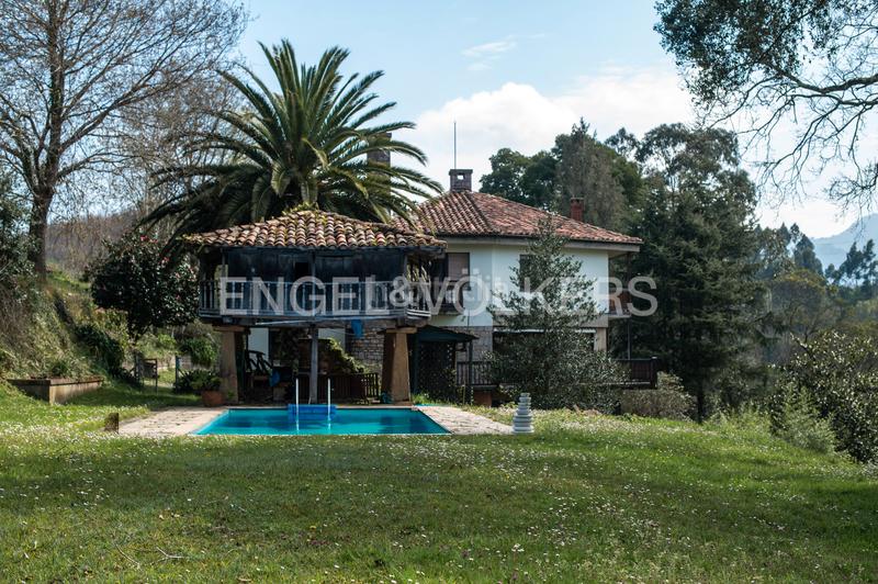 Foto dafcd990-3800-4e04-a113-bc2a779ffa0b. Masia amb calefacció aparcament piscina a Ribadesella