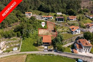 Terreno residenziale in Posada-Barro. Parcela en niembro al lado de las playas de toranda y torimbia