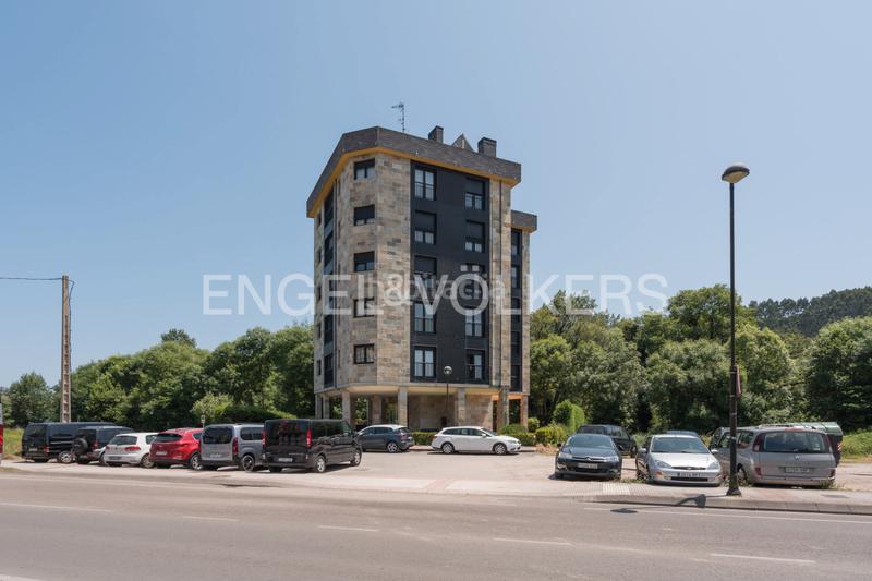 Foto 48aacdc2-4ce5-4c4b-9cb9-4693871ee844. Apartamento luminoso piso listo para entrar a vivir en salinas en Castrillón