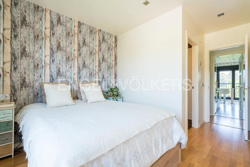 Foto 7f321ad3-6d9f-42f0-bf03-f1243d3c4997. Apartamento luminoso piso listo para entrar a vivir en salinas en Castrillón