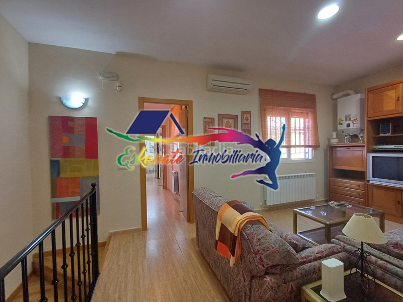 Foto 2af0a50d-a0a3-457a-933a-735b83a0510f. Casa vivienda en calle pio baroja con cocha espina, (toledo) en Villacañas