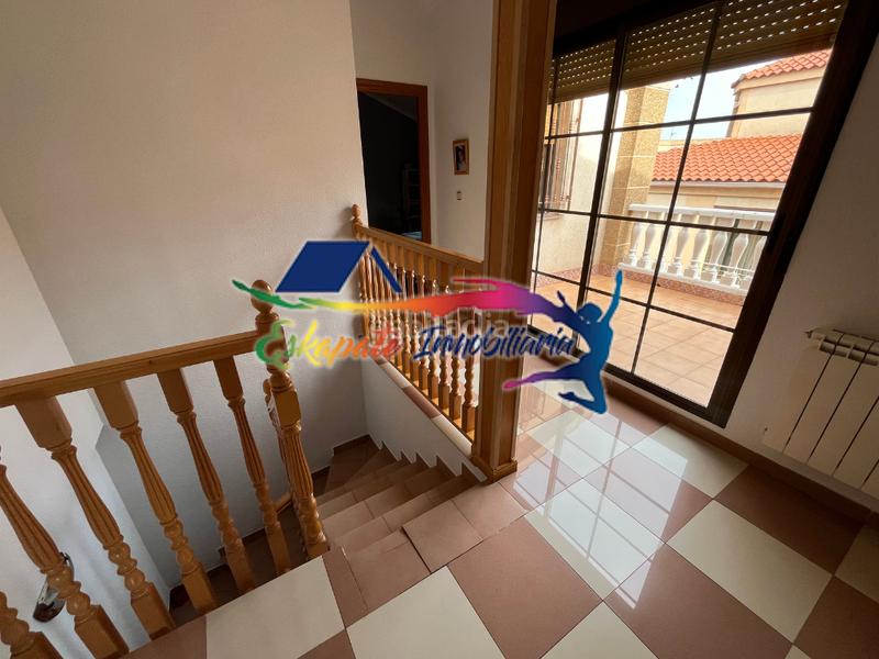 Foto 5a7931ce-aade-4f96-bc80-8efb2149355c. Xalet amb calefacció a Villacañas