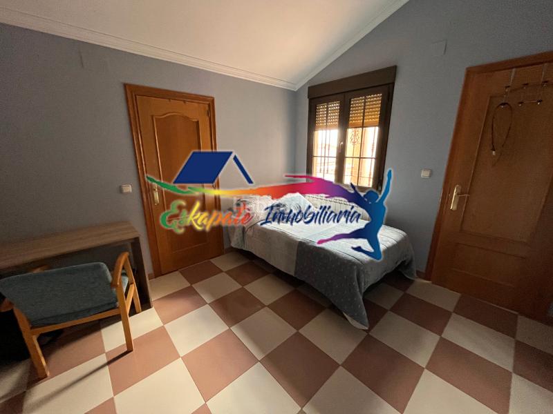 Foto 9f7ce3ce-2912-4a53-8546-d8edd8a303f8. Xalet amb calefacció a Villacañas