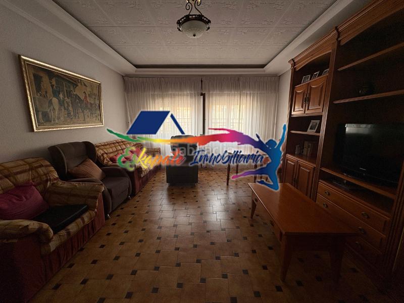 Foto b0190c7d-8b77-47e4-9778-768f5f4e800b. Casa adossada a paseo enamorados 18 a Villacañas