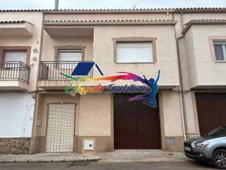 Casa a Calle cáceres 3. Vivienda en calle cáceres, 3 villacañas (toledo)