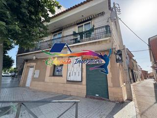 Haus in Calle macarena 34. Bar con vivienda (el campanillo), lillo (toledo)