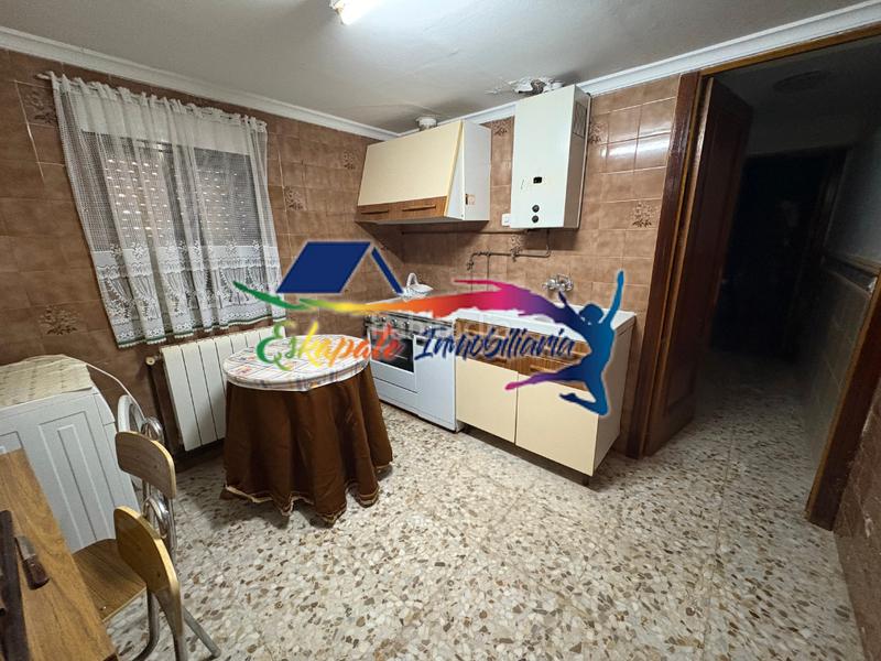 Foto 18fb7c1e-7e77-4795-ab76-5253f89c547c. Haus mit heizung in Villacañas