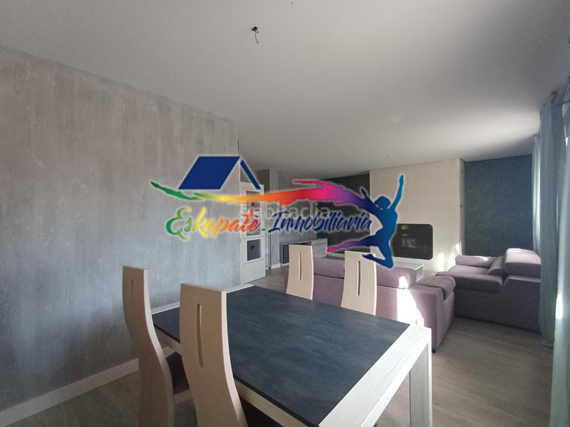 Foto 148106f7-ef55-4b9d-a20d-b2e6d239ecdf. Casa bifamiliare con camino riscaldamento piscina in Villacañas