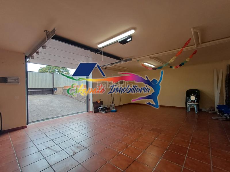 Foto 17abc1d7-ff50-4a0d-8738-7e72faac751b. Casa bifamiliare con camino riscaldamento piscina in Villacañas