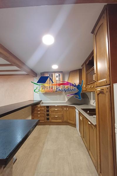 Foto 23160080-0cd2-442a-801c-aabc754c4640. Casa bifamiliare con camino riscaldamento piscina in Villacañas