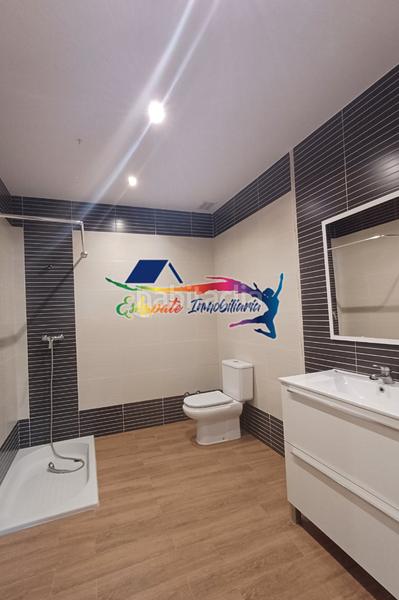 Foto 2ce47060-339b-42c3-9fdd-58e99bcd9e06. Casa bifamiliare con camino riscaldamento piscina in Villacañas