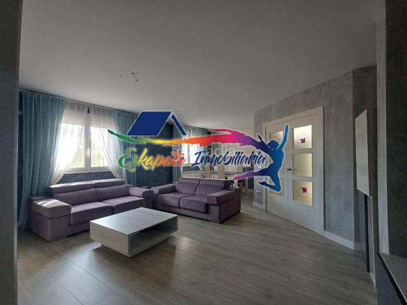 Foto a50a6d2d-049f-4374-aaf3-5f8850a7cc4c. Casa bifamiliare con camino riscaldamento piscina in Villacañas