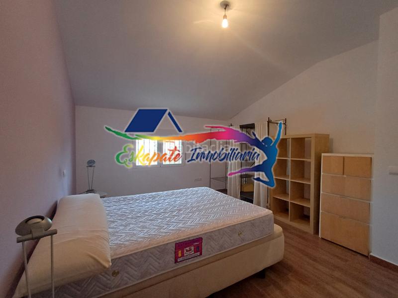 Foto afed1506-936e-4441-b4bd-9b5e351cef54. Casa bifamiliare con camino riscaldamento piscina in Villacañas