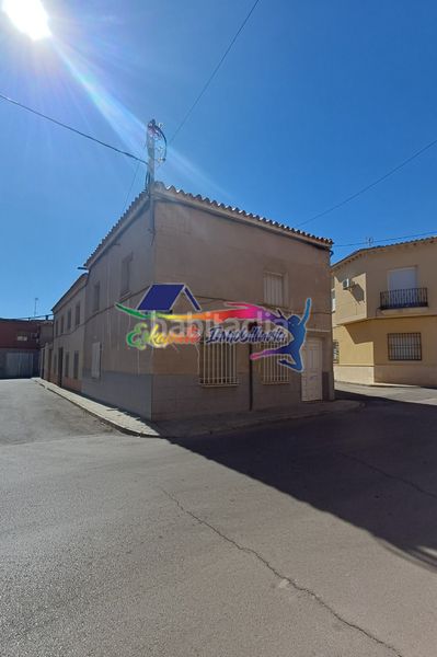 Foto 7520af4f-25dd-4995-8988-6d49fb513b5f. Casa a calle la virgen 91 a Villacañas