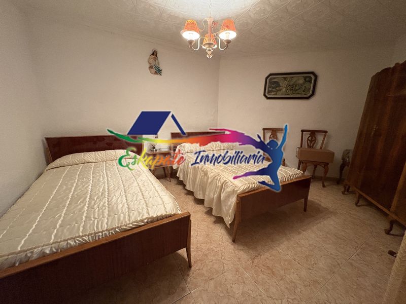 Foto d4355710-a4e0-4266-a103-2516d870ce87. Casa a calle sevilla 33 a Villacañas