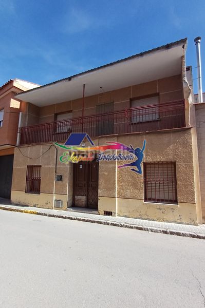 Foto 4d0a3b22-e04f-41c2-bf73-0115d88ffd0d. Casa a calle tirez 47 a Villacañas