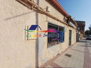 Local Comercial a Avenida Madridejos 62