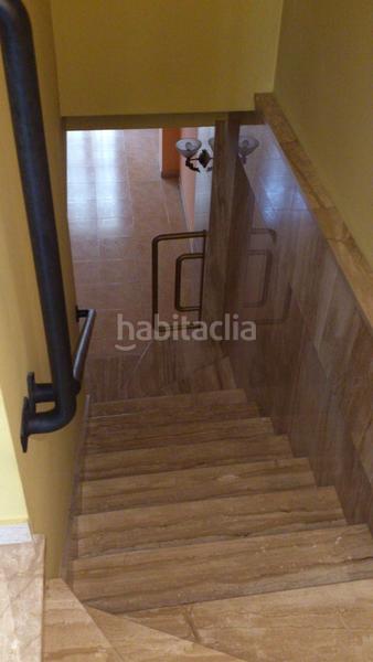 Foto 0bbe8b08-6dd4-43f2-a85f-72c6afd5c6a5. Casa adossada amb calefacció a Centro Avilés